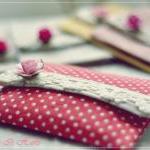Wesley purse in linen dots and gingham shades of red 